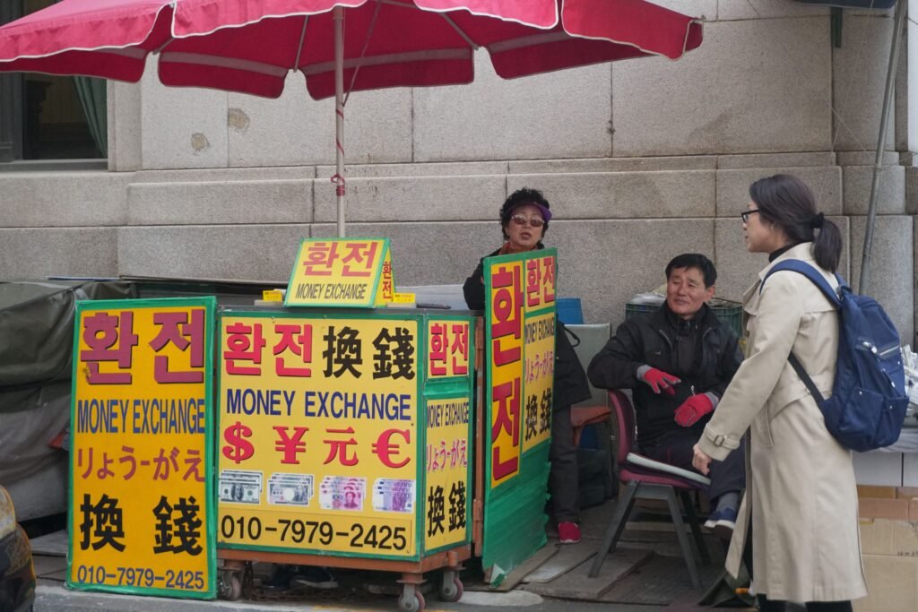 정보이용료현금화 vs 소액결제현금화, 나에게 맞는 방법은?